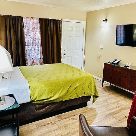 Sage N Sand Motel 모세스레이크 외부 사진