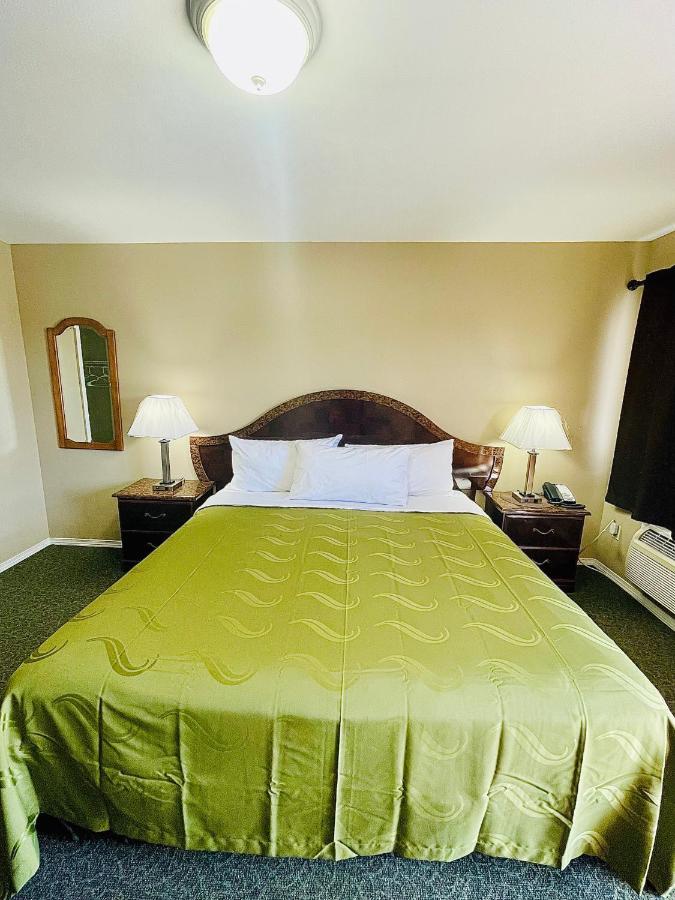 Sage N Sand Motel 모세스레이크 외부 사진