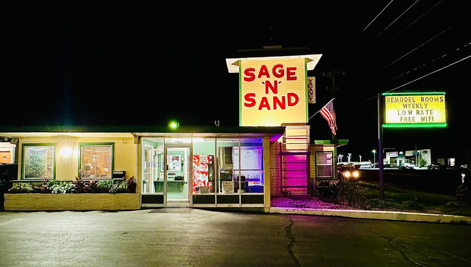 Sage N Sand Motel 모세스레이크 외부 사진