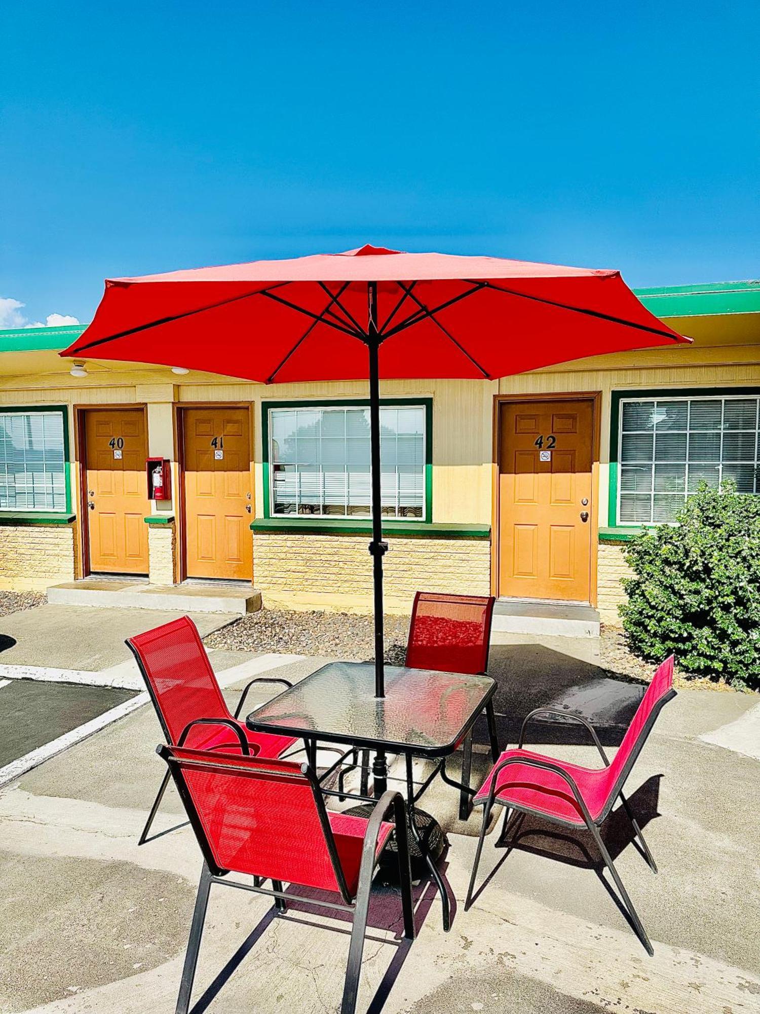 Sage N Sand Motel 모세스레이크 외부 사진