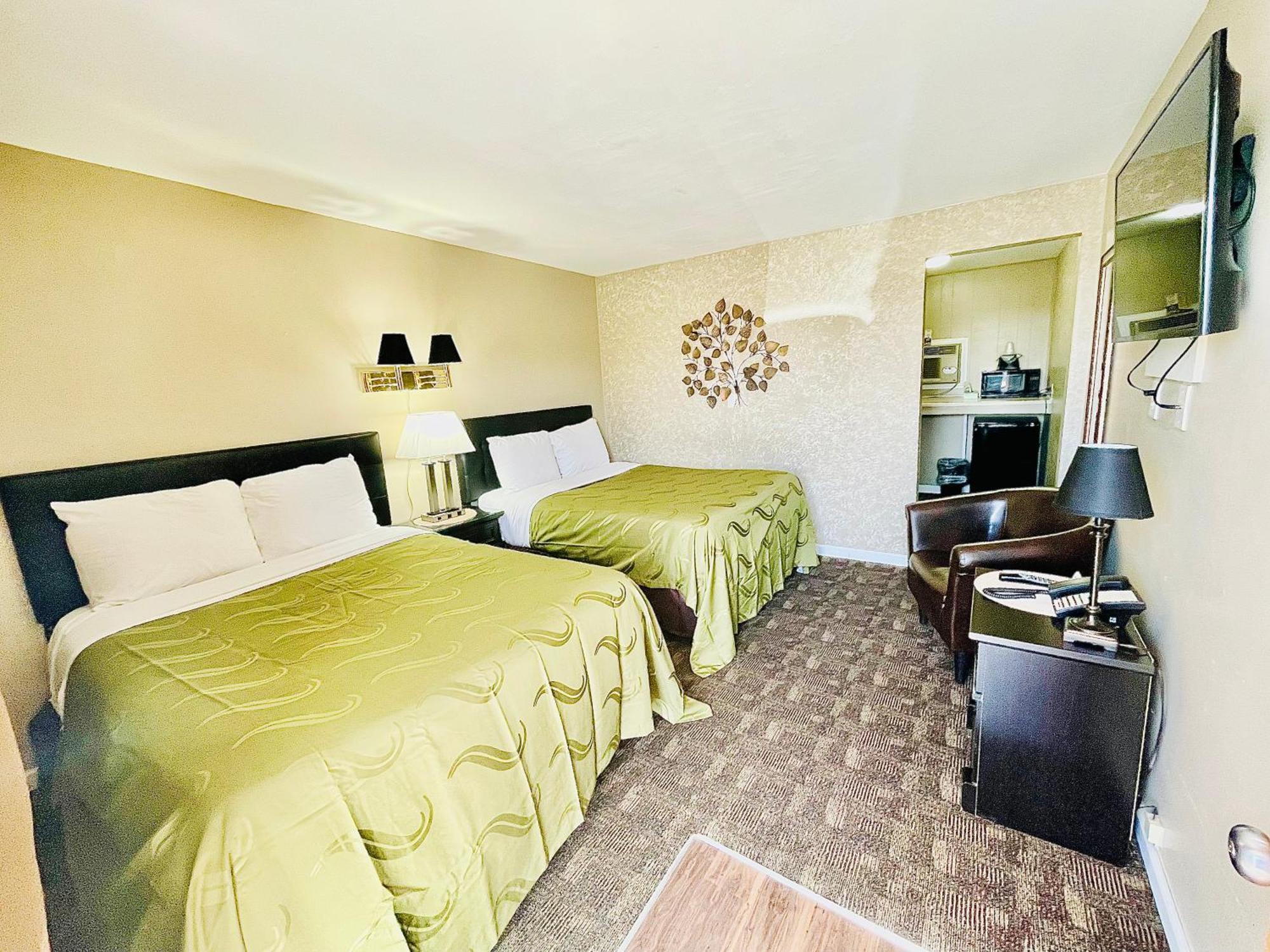 Sage N Sand Motel 모세스레이크 외부 사진
