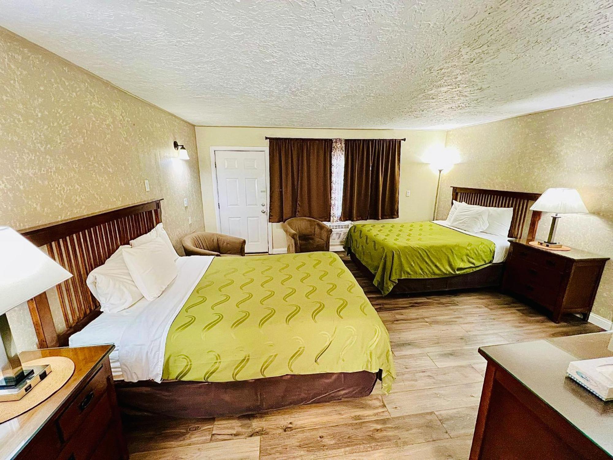 Sage N Sand Motel 모세스레이크 외부 사진